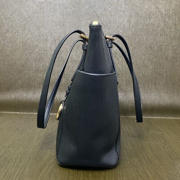 Michael Kors Charlotte Large Saffiano Leather Top-Zip Tote Purse Gold Hardware - Picture 4 of 16